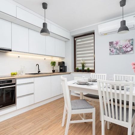 Apartments Cystersow Cracow By Noclegi Renters Краков Экстерьер фото